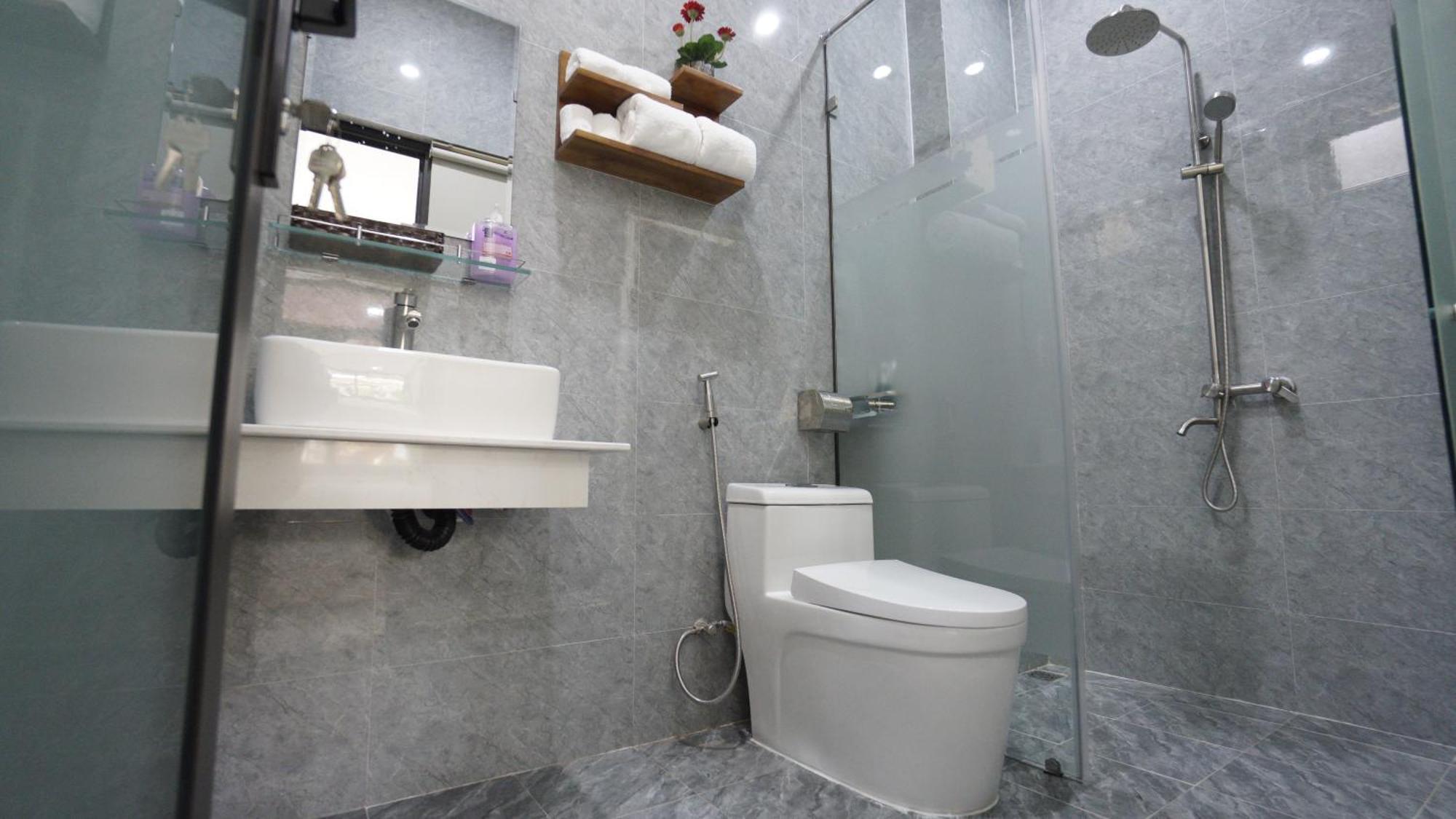 Lena Homestay & Villa Dong Hoi Bagian luar foto